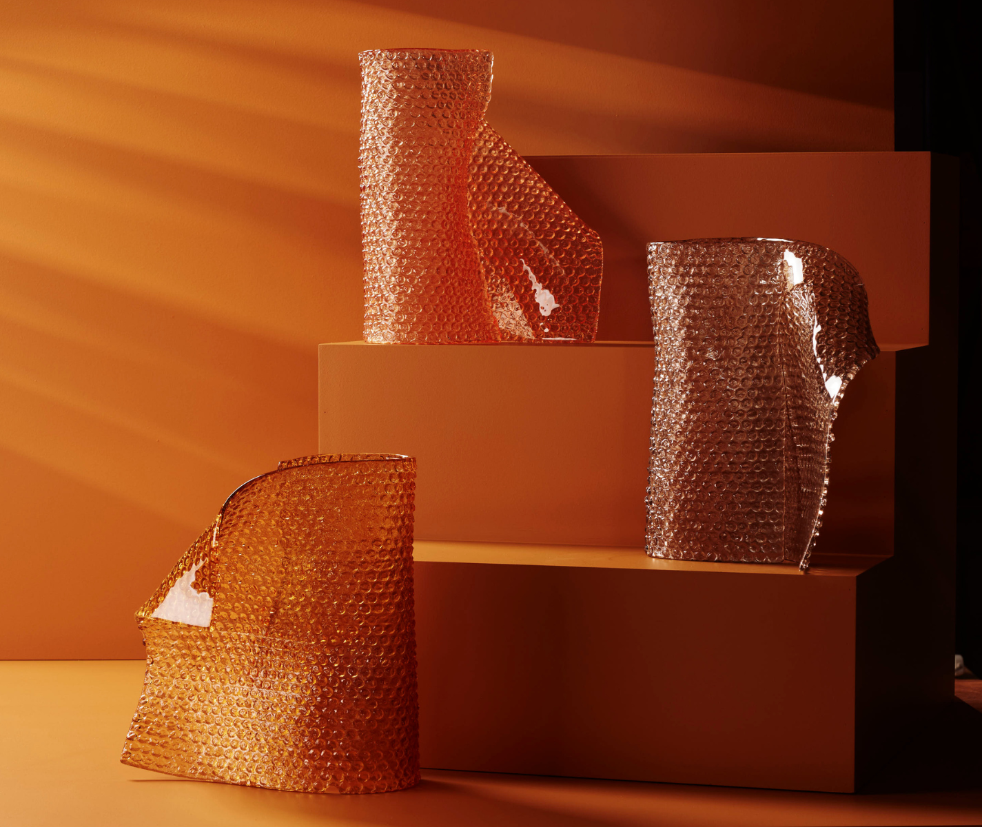 Simon Lewis Wards official site