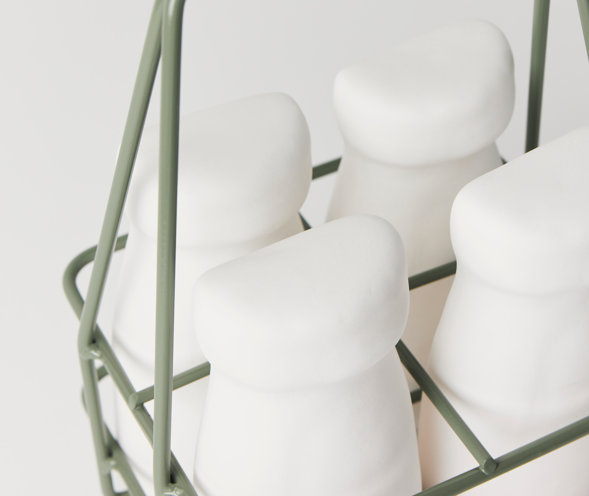 Simon Lewis Wards official site