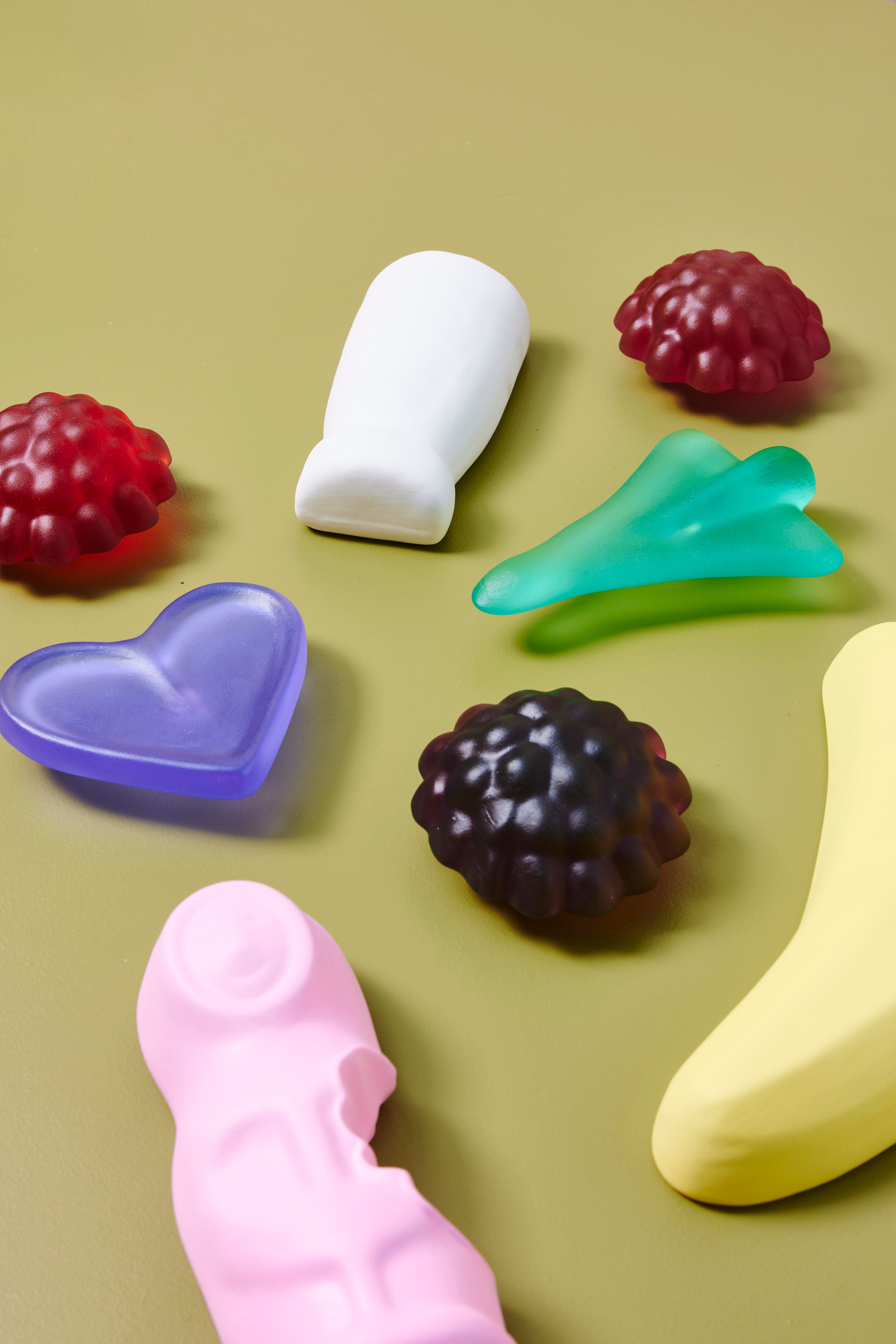 Simon Lewis Wards official site